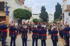 Calentando antes de desfile